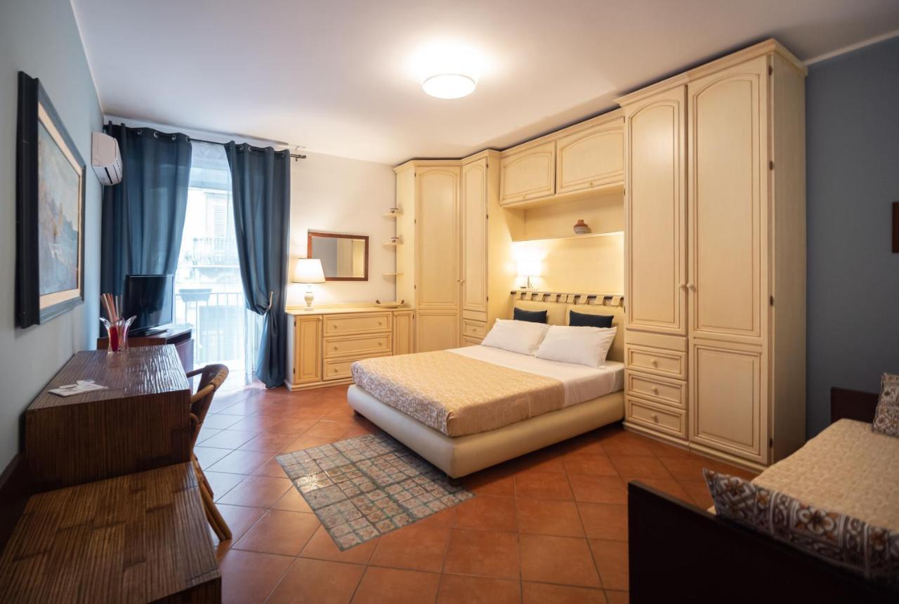 Kalamarina Rooms Palermo Exterior foto